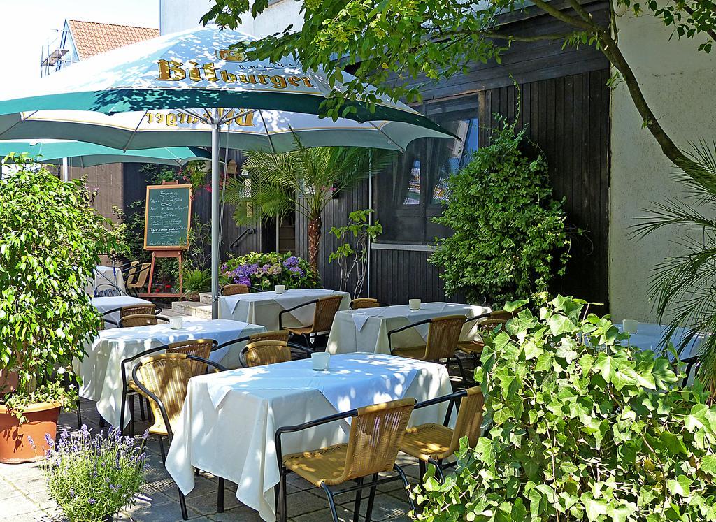 Hotel-Restaurant Schwyzerhuesli Фирнхайм Екстериор снимка